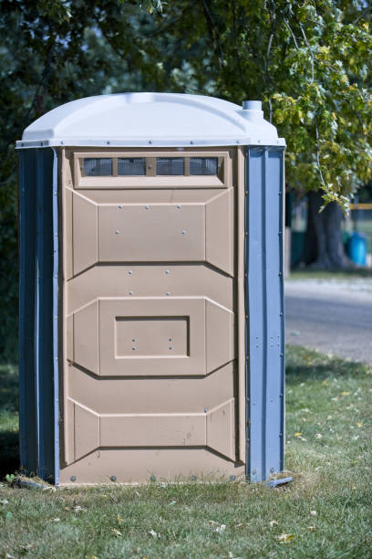 Best Porta potty services near me  in Lauderdale Lakes, WI